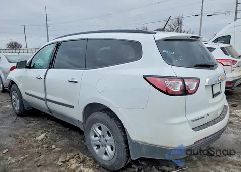 2017 Chevrolet Traverse Ls z USA, uszkodzony, nr VIN 1GNKRFKD4HJ352089